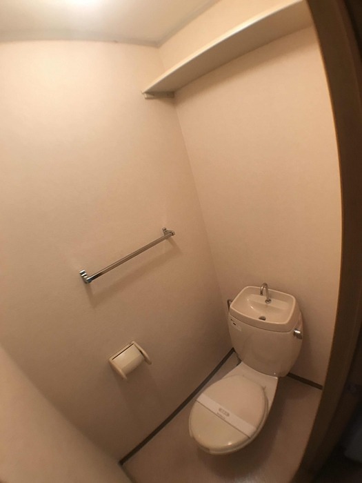 トイレ　清潔に保たれているトイレです。