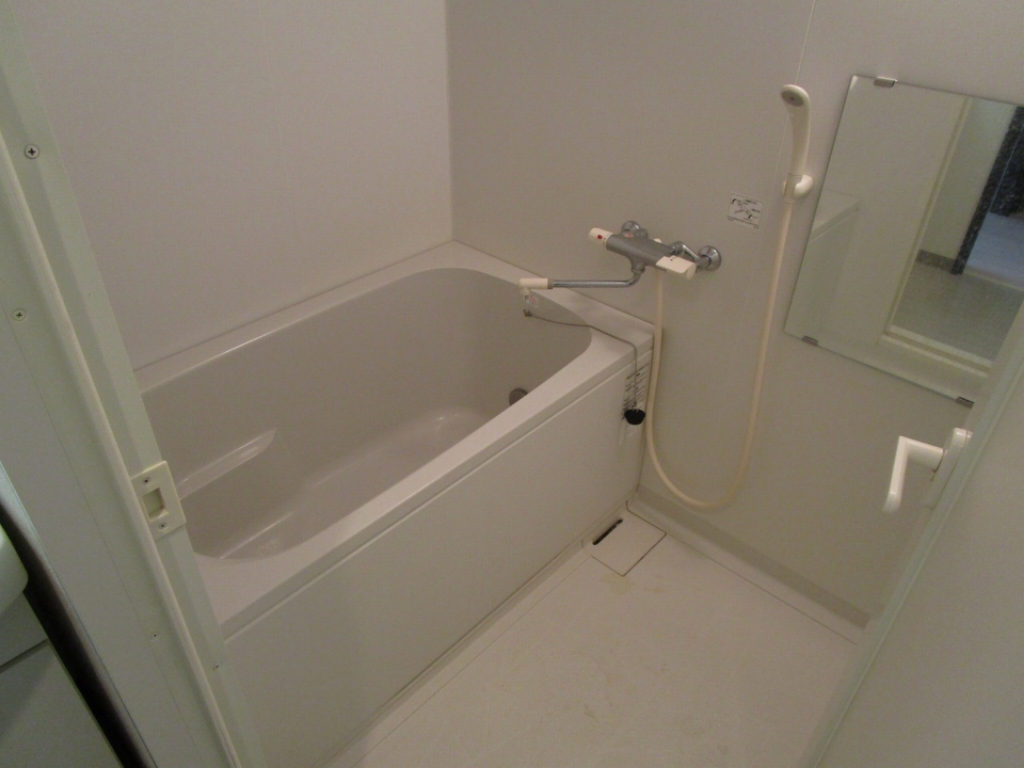 バス・シャワールーム　浴室