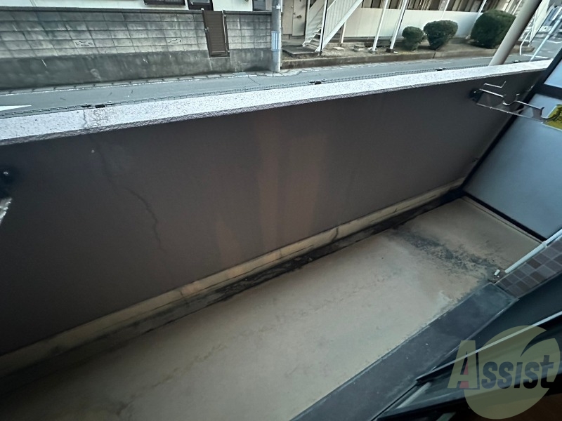 バルコニー　バルコニーも広々で使い勝手抜群ですよね。