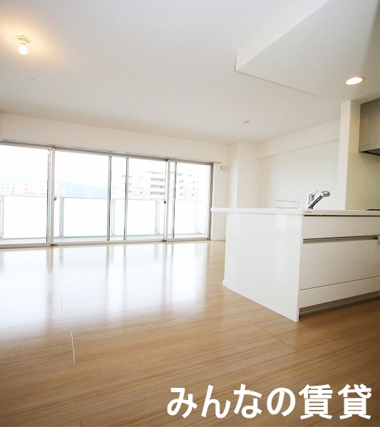 居室・リビング　★築浅♪駅近ハイグレードマンション★参考写真