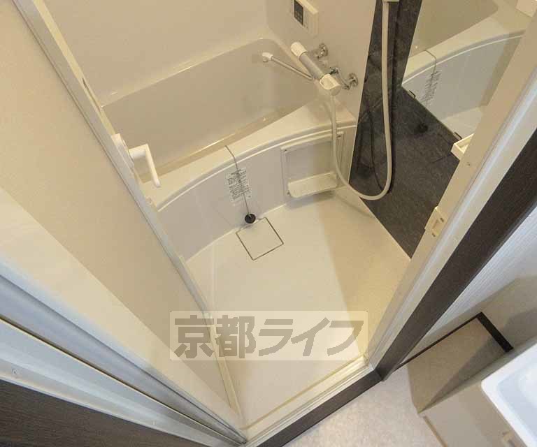 バス・シャワールーム　リラックスできるバスルーム・