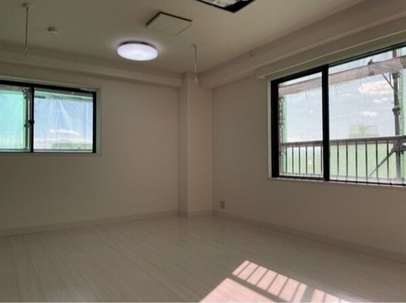 居室・リビング　図面と現状に相違がある場合には現状を優先