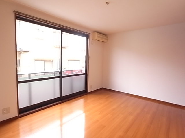 居室・リビング　きれいな洋室です