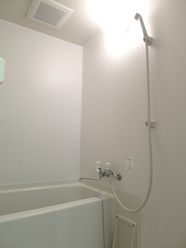 バス・シャワールーム　※別部屋の参考写真となります※現況優先※