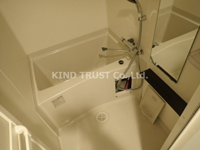 バス・シャワールーム　ゆったり過ごせるお風呂です