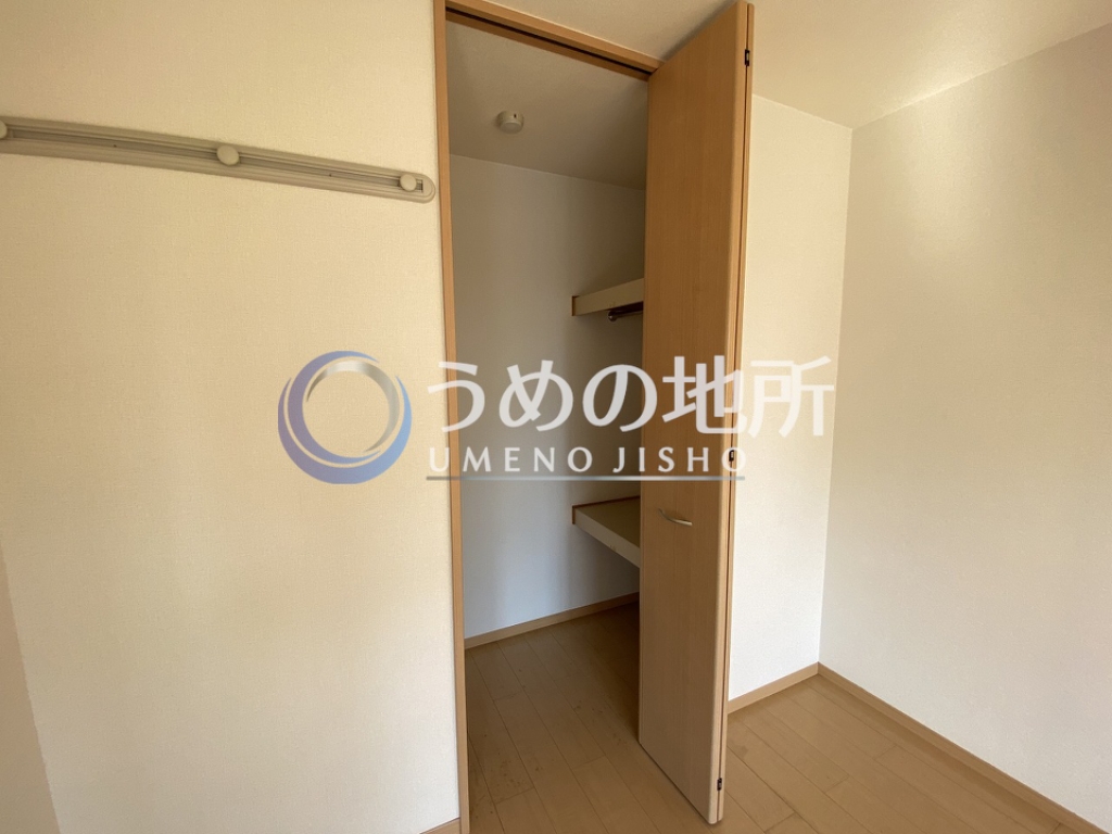 収納　洋室収納