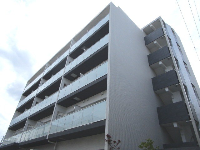 建物外観　２０２１年９月完成！
