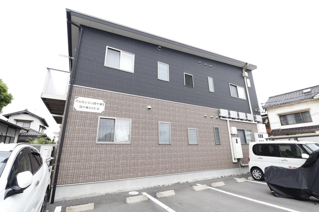 建物外観　四十瀬の1LDKアパート♪