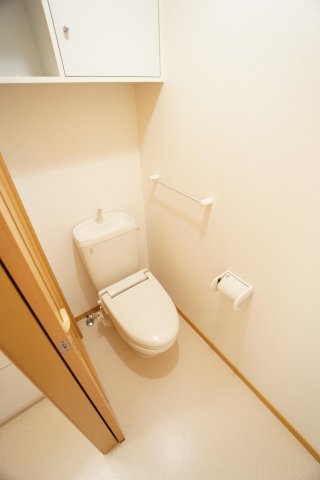 トイレ　※同タイプの写真です。