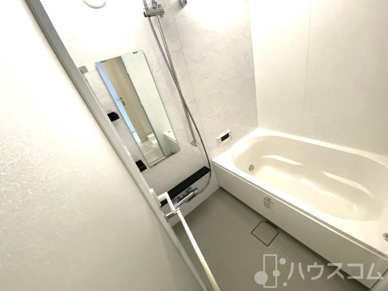 バス・シャワールーム　一日のお疲れをお取りください。
