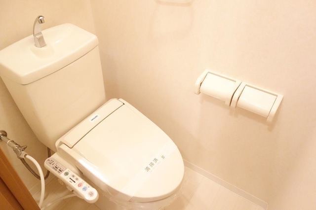トイレ　図面と現状に相違がある場合には現状を優先