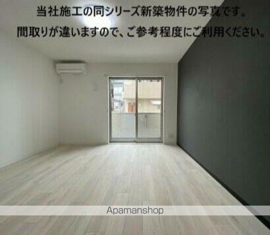 小田急小田原線 伊勢原駅 徒歩8分 3階建 新築の居間写真
