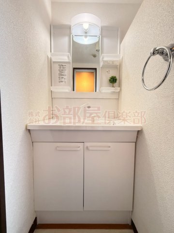 洗面設備　忙しい朝には欠かせない洗面所です