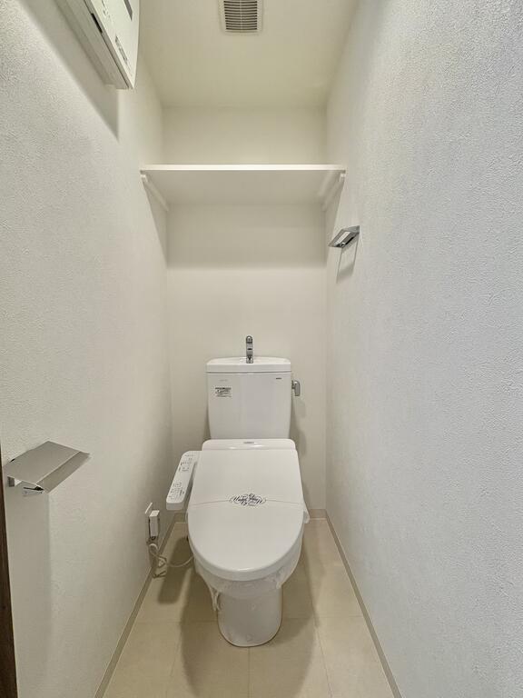 ＪＲ大阪環状線 大阪城公園駅 徒歩19分 13階建 築8年のトイレ写真