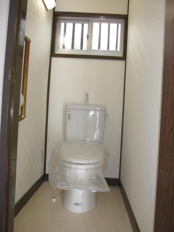 田富遠藤住宅のトイレ写真