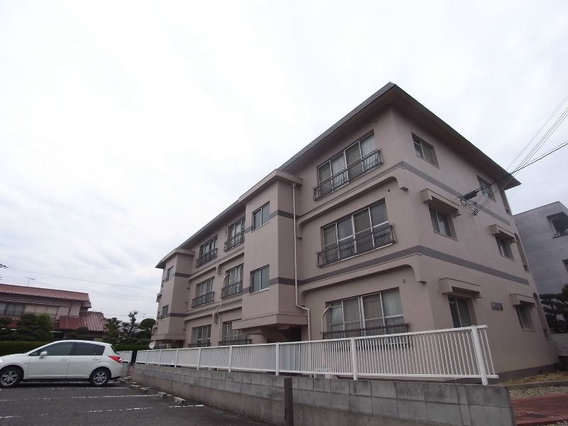神戸市垂水区霞ケ丘のマンションの建物外観