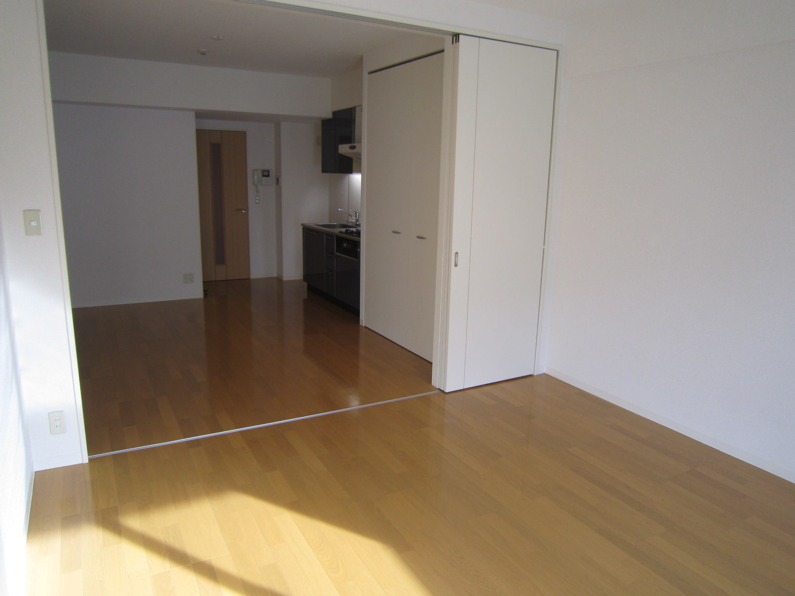 居室・リビング　※反転タイプのお写真です。