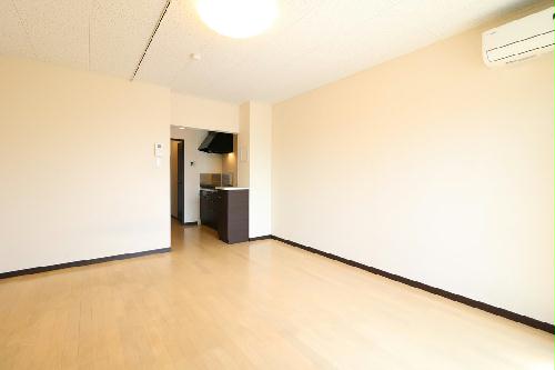 居室・リビング　設備・仕様は号室により異なる為、現況を優先致します。