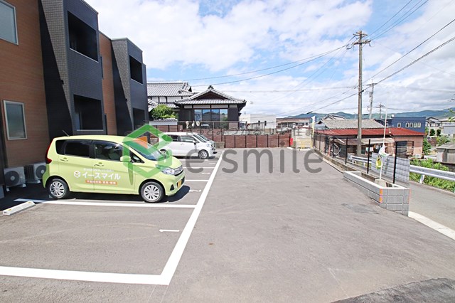 駐車場　駐車場があります