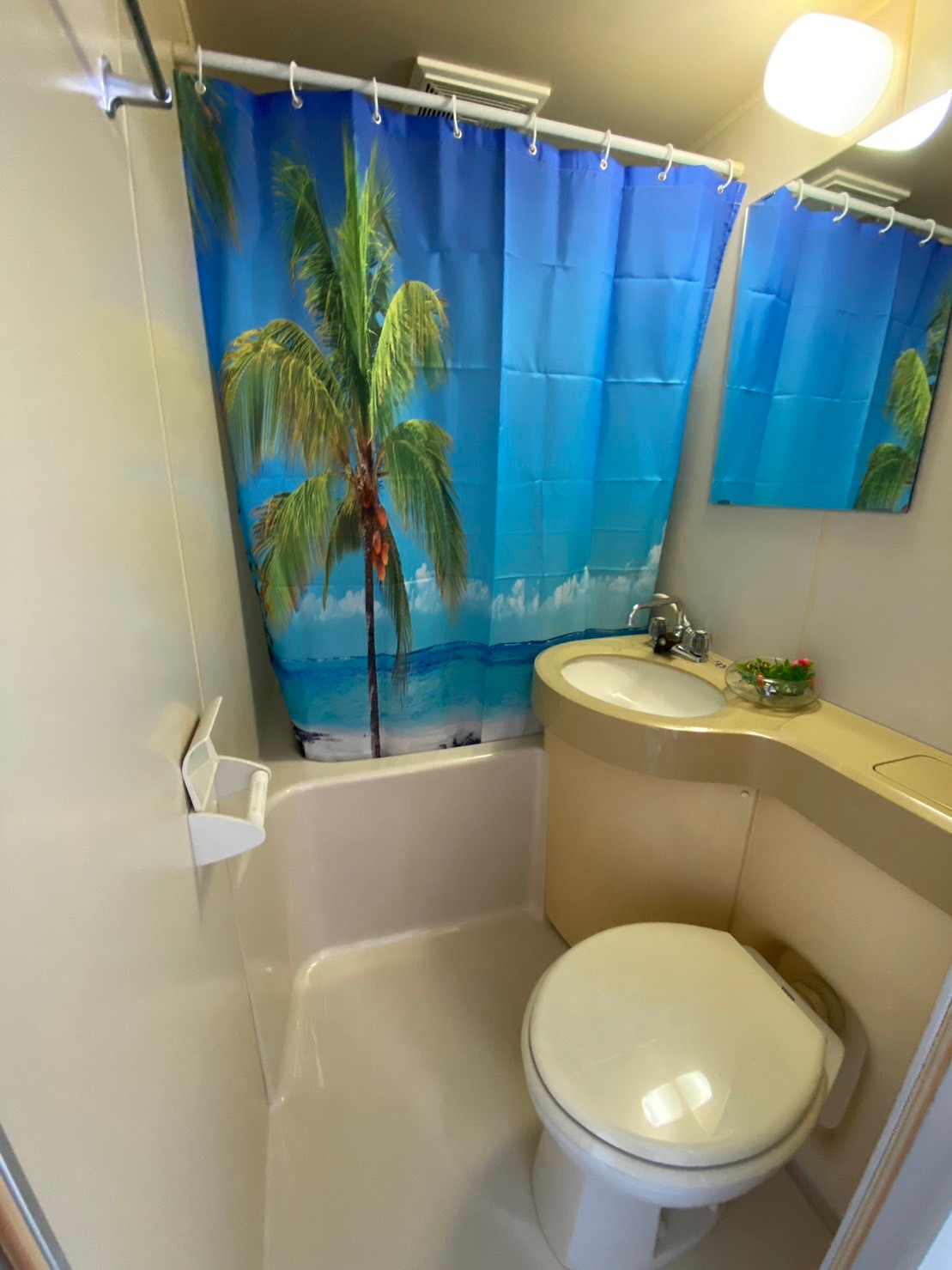 バス・シャワールーム　現況優先