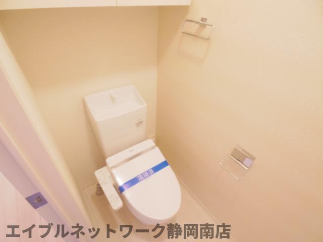 トイレ　ゆったりとした空間のトイレです