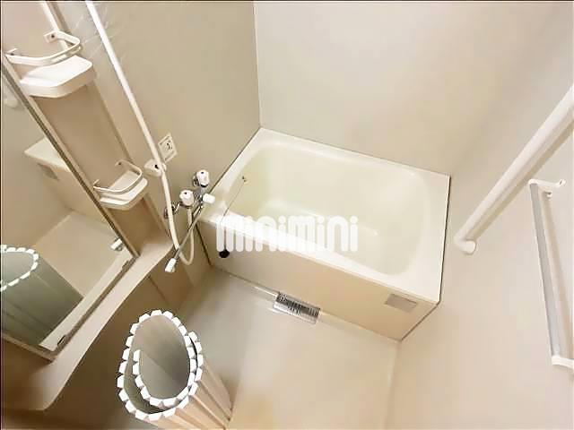 バス・シャワールーム　お風呂です。