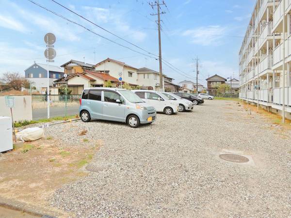 【ビレッジハウス早野3号棟の駐車場】