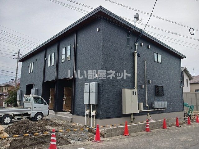 各務原市鵜沼西町のアパートの建物外観