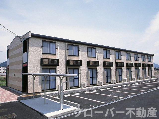 【レオパレスフリューゲルの建物外観】