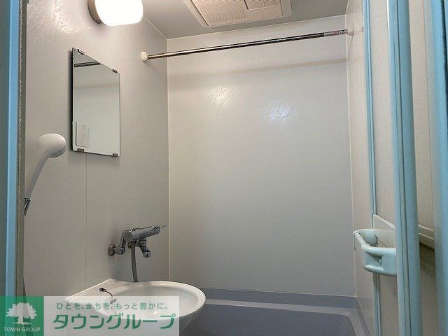 バス・シャワールーム　浴室乾燥機付き