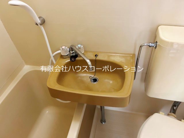 【伊丹市伊丹のマンションの洗面設備】