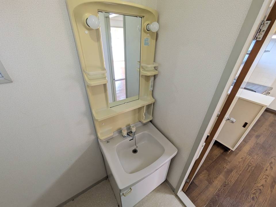 洗面設備　ドレッサー