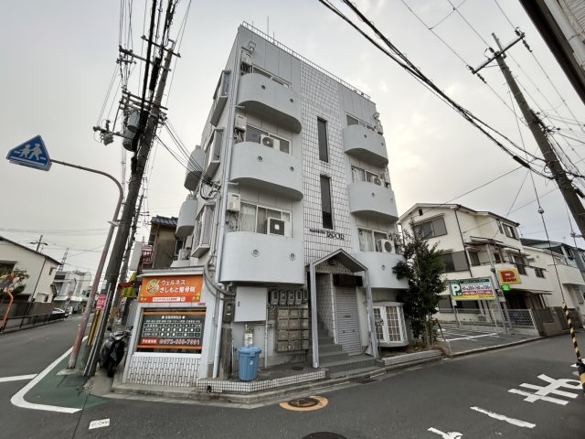 高槻市城南町のマンションの建物外観