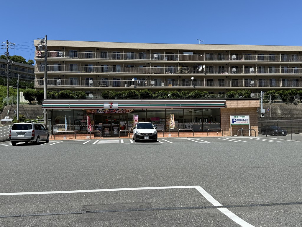 コンビニ　セブンイレブン下関貴船4丁目店（コンビニ）まで195m
