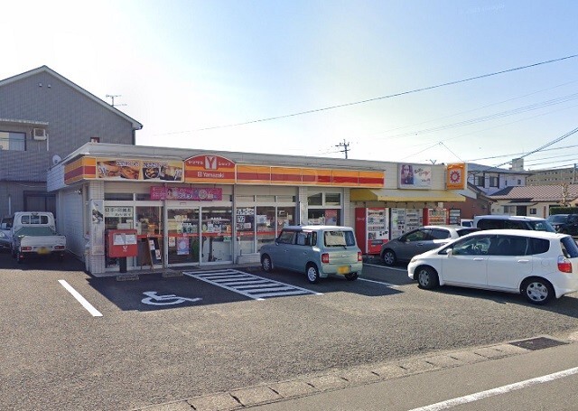 コンビニ　Ｙショップ小戸日高店（コンビニ）まで332m