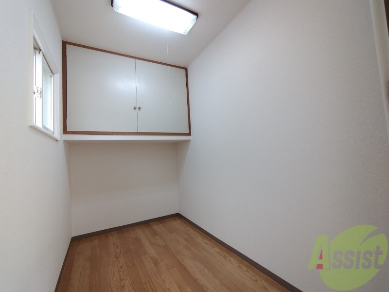 その他部屋・スペース　寝室を撮影しました。お昼寝したくなりますね。