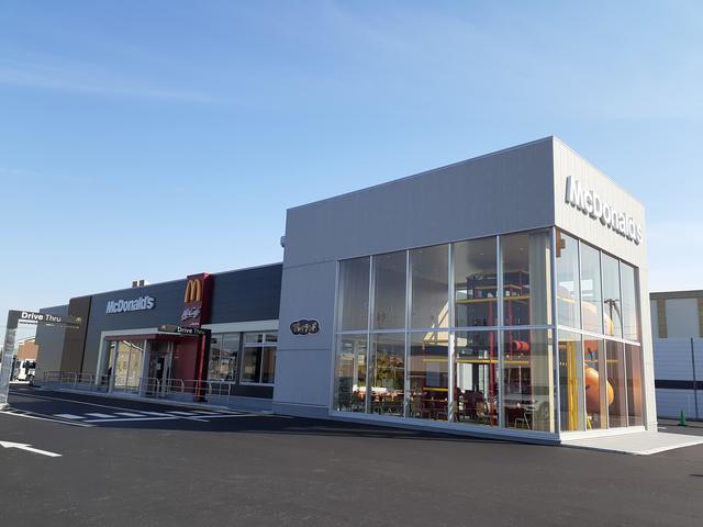 飲食店　マクドナルド上越店（上越市新光町３丁目）（飲食店）まで361m