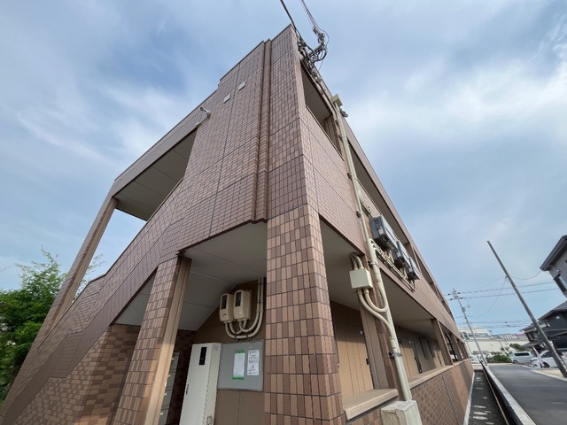 建物外観　外観写真（昼）