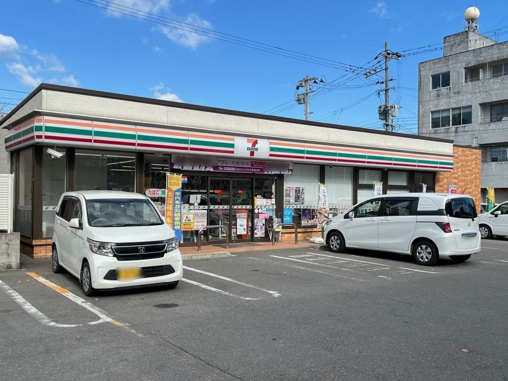コンビニ　セブンイレブン諫早上町店（コンビニ）まで200m