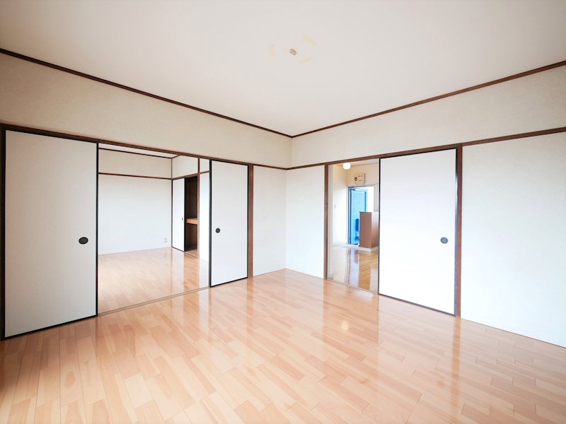 居室・リビング　洋室8帖