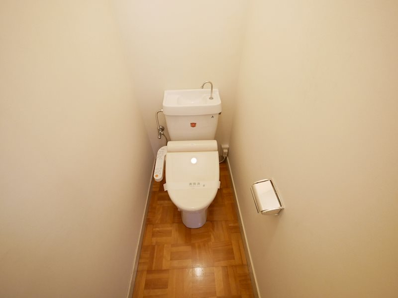 トイレ　ウォシュレット