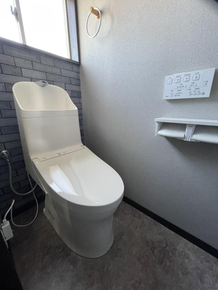 トイレ　室内洗濯機置き場