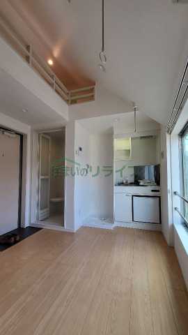 居室・リビング　別部屋参考写真となります。