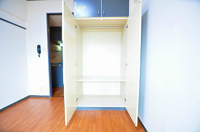 収納　クローゼット