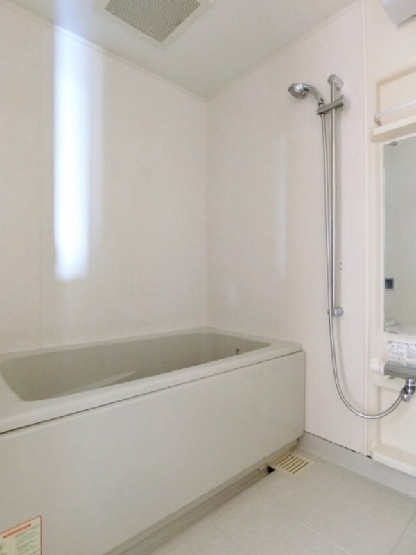 バス・シャワールーム　図面と現状に相違がある場合には現状を優先