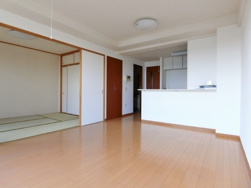 居室・リビング　図面と現状に相違がある場合には現状を優先