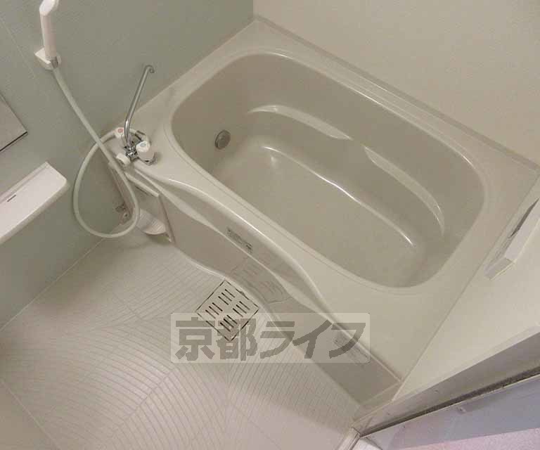 バス・シャワールーム　きれいなお風呂です