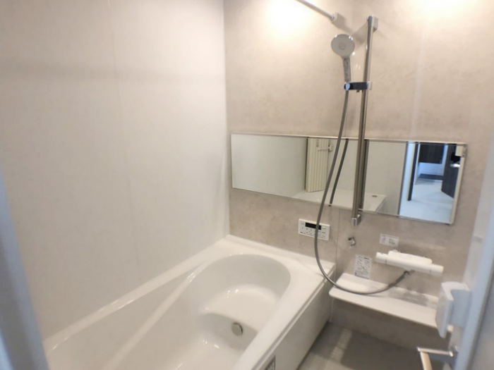 バス・シャワールーム