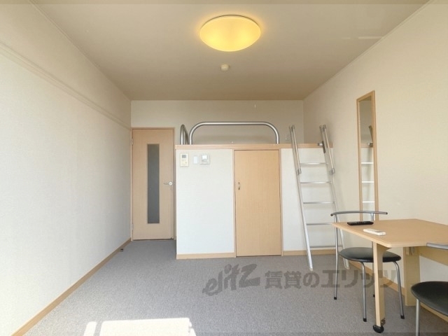 居室・リビング　洋室