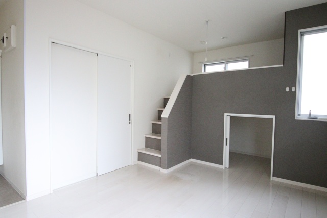 居室・リビング　※別号室の参考写真です、現況優先※